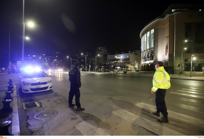 Lockdown: «Πρώιμη» η συζήτηση για την άρση της καραντίνας, λένε οι λοιμωξιολόγοι
