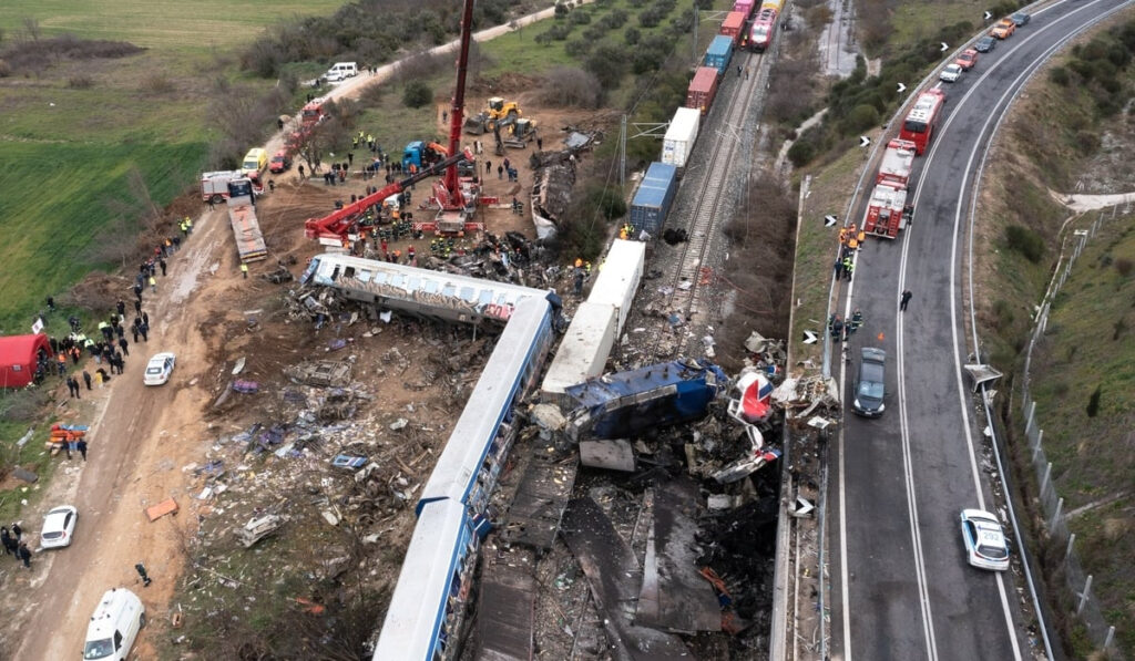 Τέμπη: Νέες κακουργηματικές διώξεις κατά πέντε στελεχών του ΟΣΕ