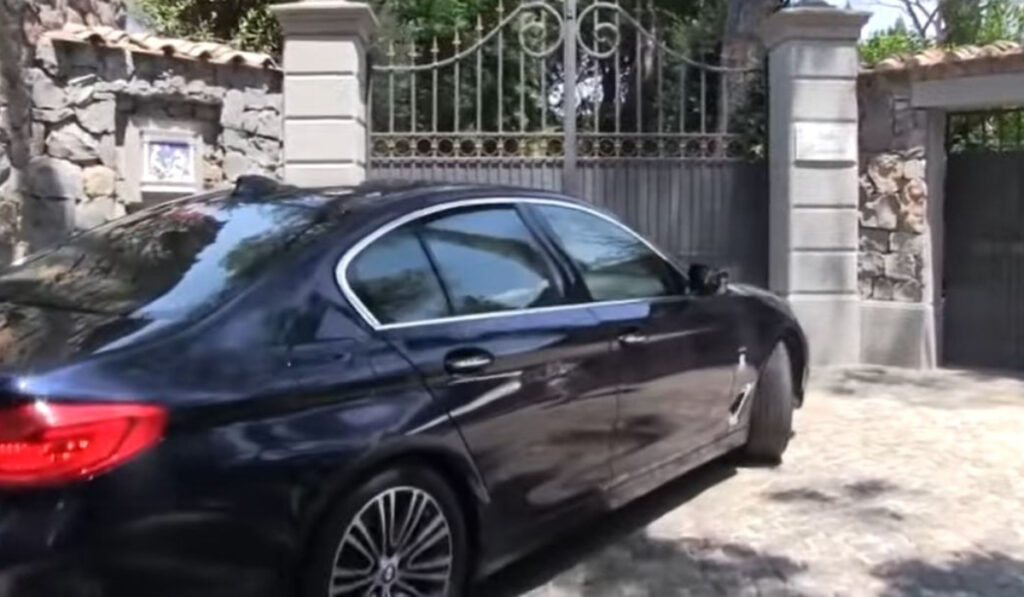 Πώς έδιωξαν τον Ντράγκι: Η συνάντηση στη Villa Grande του Μπερλουσκόνι στη Ρώμη