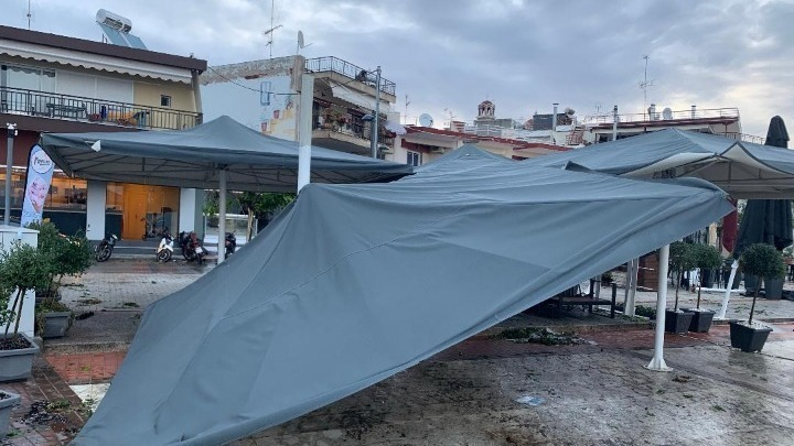 Αυτοψία: Ζημιές σε σχολεία και δημόσια κτίρια της Χαλκιδικής