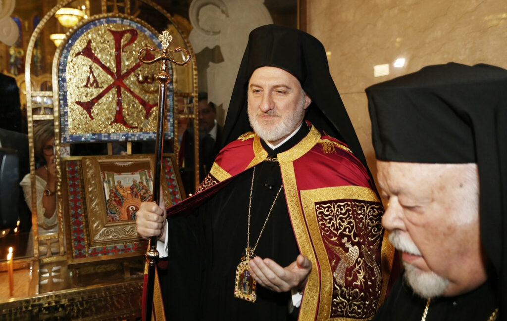 Ελπιδοφόρος για βοήθεια σε πυρόπληκτους: Να σπάσουμε το φράγμα του 1 εκατ. δολ