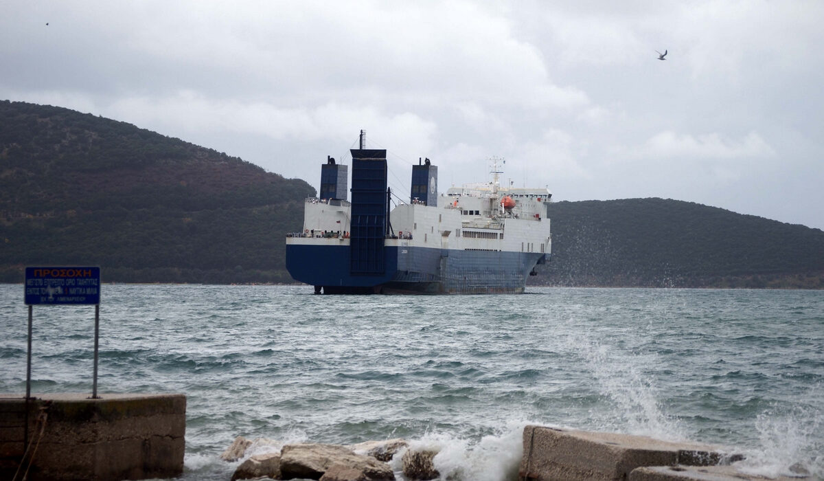 Προβλήματα στα ακτοπλοϊκά δρομολόγια λόγω ισχυρών ανέμων