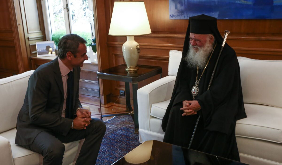 Συντάντηση Μητσοτάκη – Ιερώνυμου για το εκκλησιαστικό Real Estate