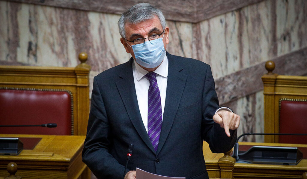 Τσακλόγλου: Κανένας υφιστάμενος συνταξιούχος χηρείας ή αναπηρίας δεν θα δει το 2022 μείωση στη σύνταξή του
