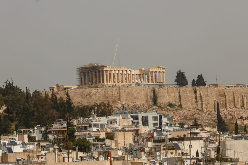 Meteo: Αυξημένες συγκεντρώσεις αφρικανικής σκόνης και την Τρίτη 2/4 – Έως 29 βαθμούς ο υδράργυρος