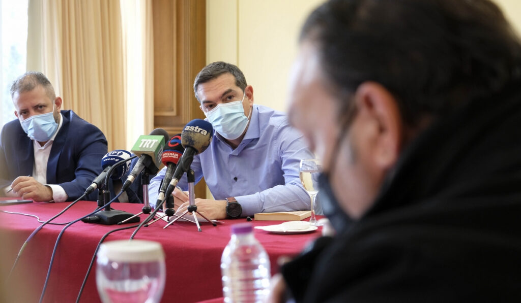 Τσίπρας: Κίνδυνος για νέες ανατιμήσεις σε προϊόντα από τους λογαριασμούς ρεύματος – Μέτρα για να στηριχθούν εργαζόμενοι και επιχειρήσεις
