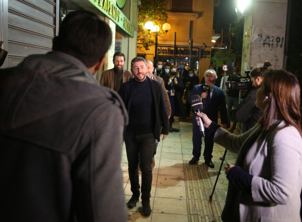 Τελικά αποτελέσματα ΚΙΝΑΛ: Ανδρουλάκης – Παπανδρέου για την ηγεσία
