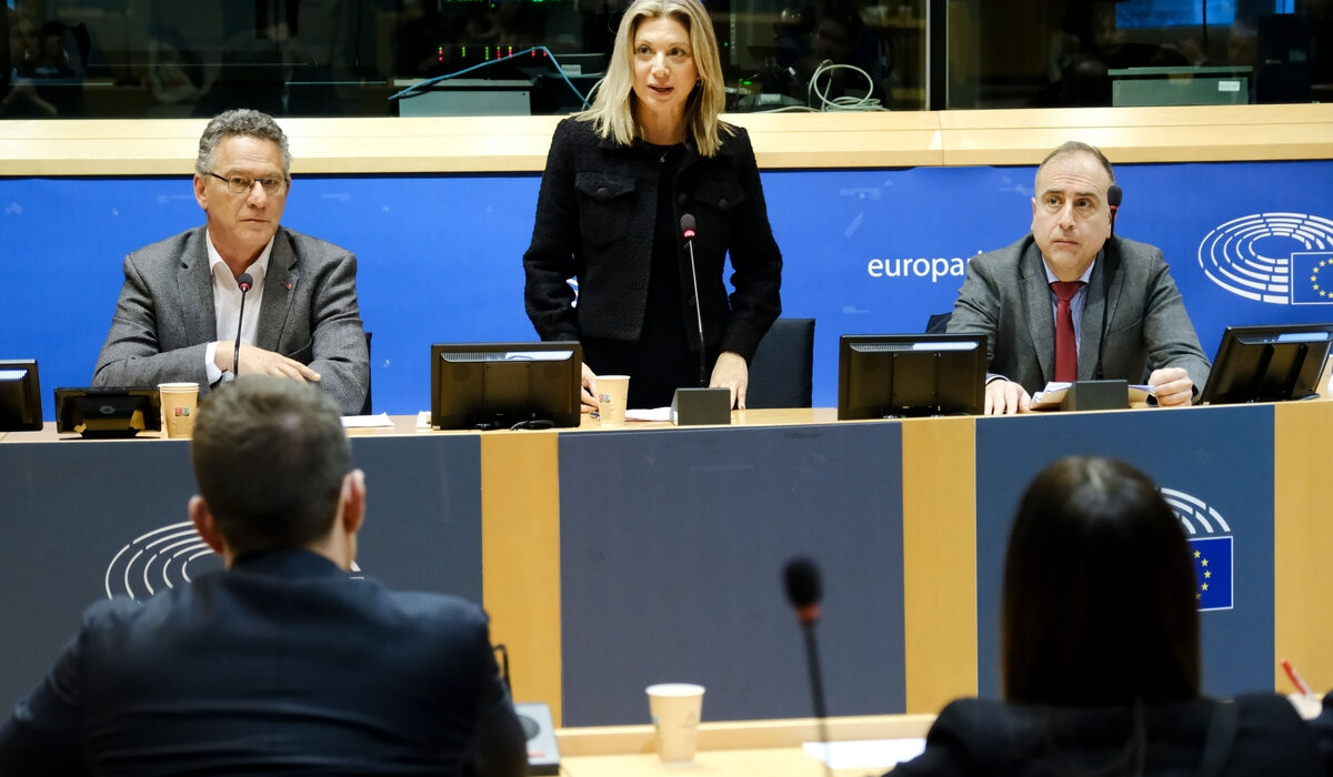 «Αυτή η κυρία είναι ακόμη στη θέση της»: Η Καρυστιανού για την Αδειλίνη