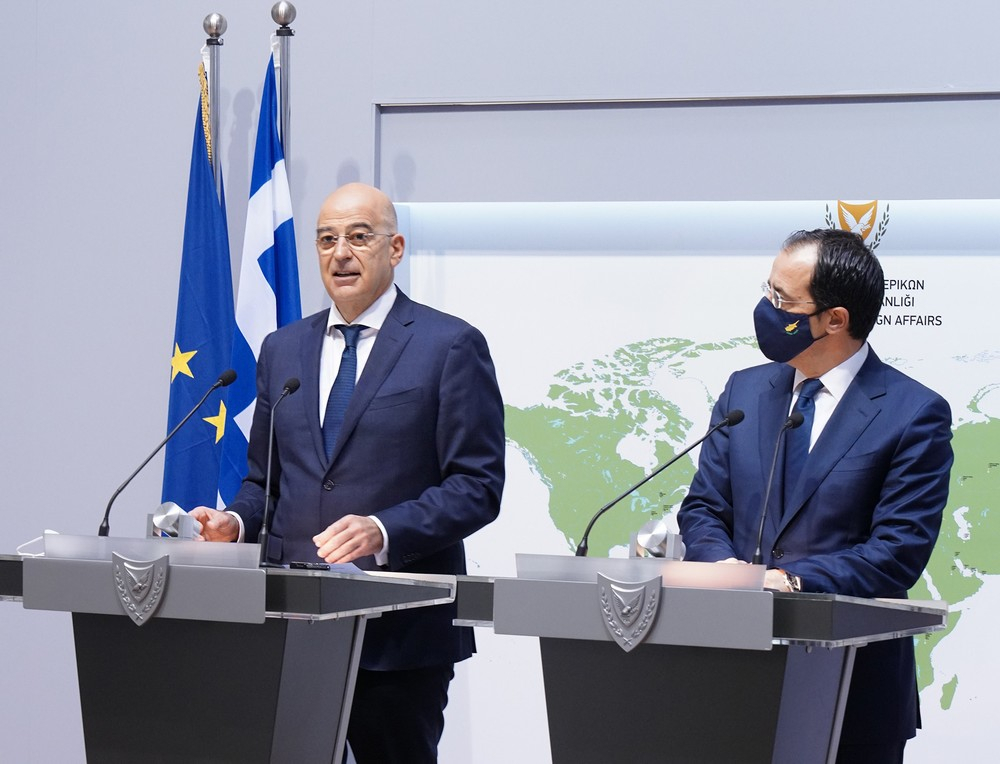 Μηνύματα Δένδια – Χριστοδουλίδη ενόψει Συνόδου Κορυφής: «Οι όψιμες κινήσεις της Τουρκίας δεν πείθουν»