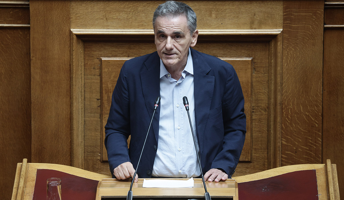 Ξεκινά περιοδείες ο Ευκλείδης Τσακαλώτος – Πρώτος σταθμός η Κόρινθος
