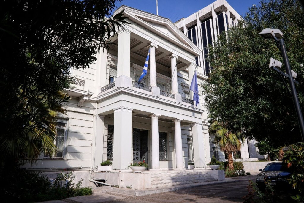 Το ΥΠΕΞ καταδικάζει τις επιθέσεις Τουρκοκυπρίων κατά δυνάμεων του ΟΗΕ στην Κύπρο