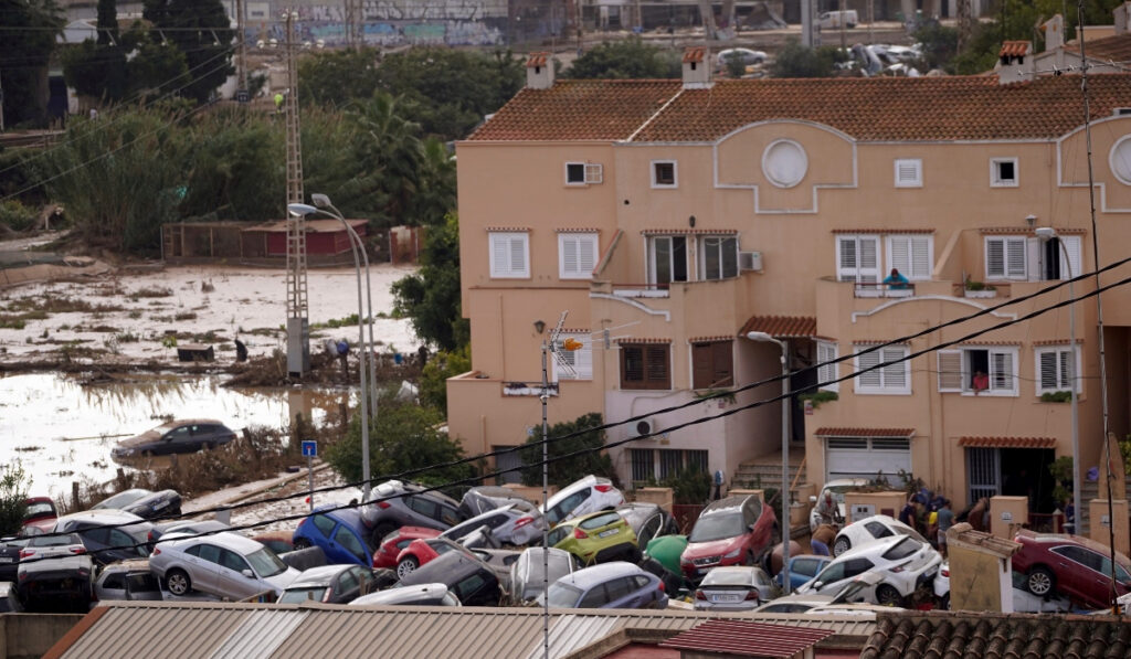 Βαλένθια: Γκαράζ έγινε παγίδα θανάτου για 8 γείτονες – Η σοκαριστική ιστορία τους