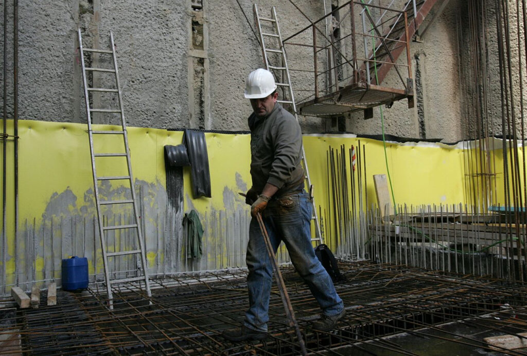 Στο 18,5% η ανεργία τον Ιανουάριο