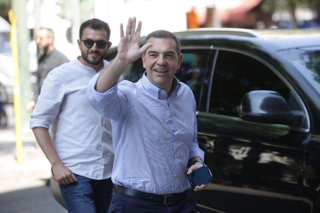 Στις 12.30 ο Τσίπρας θα κάνει δηλώσεις στο Ζάππειο – Άρχισε το Εκτελεστικό Γραφείο