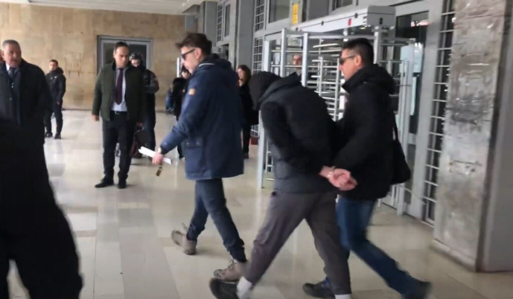 Θεσσαλονίκη: Στη φυλακή ο 16χρονος που μαχαίρωσε τον 23χρονο αδελφό του