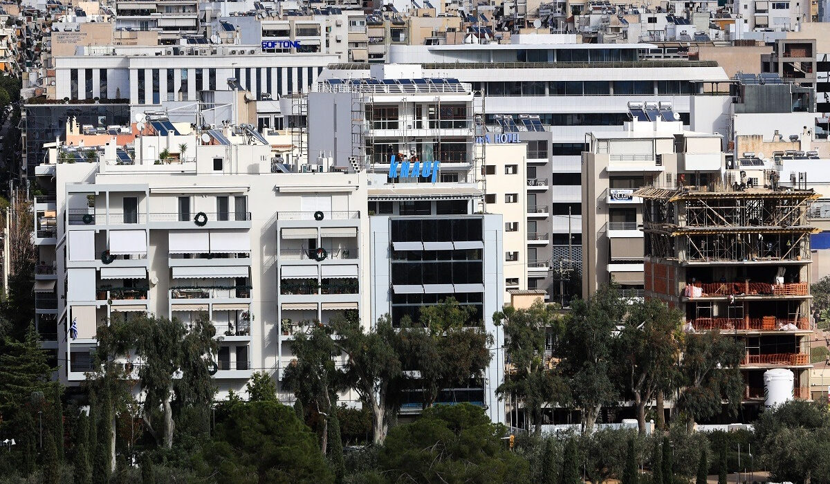 Viral έγινε πολυκατοικία στην Ελλάδα – Δείτε γιατί