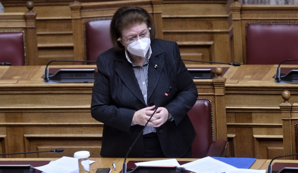 «Πλειοδοτεί» για ακόμη μια φορά η κα Μενδώνη: Ακυρώνει συναυλία του Σοκόλοφ