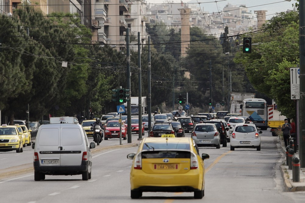 Απαγόρευση κυκλοφορίας: Νέα απόφαση για μετακινήσεις εντός και εκτός νομού, ποιοι εξαιρούνται