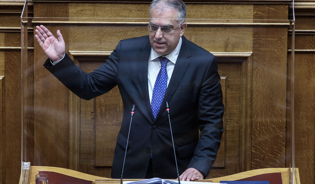 Ο Θεοδωρικάκος απαντά στον Σπίρτζη: Νέο παραλήρημα μίσους προς την ΕΛ.ΑΣ.