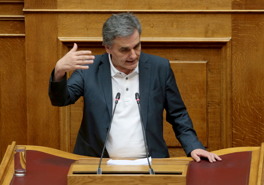 Τσακαλώτος για exit poll: Οι δημοσκοπήσεις και οι στατιστικές είναι σαν τα λουκάνικα