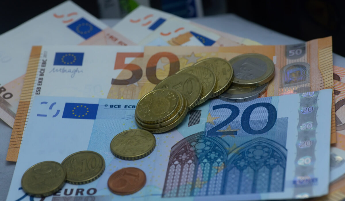 ΔΥΠΑ – e-ΕΦΚΑ: Από σήμερα οι πληρωμές για τα επιδόματα
