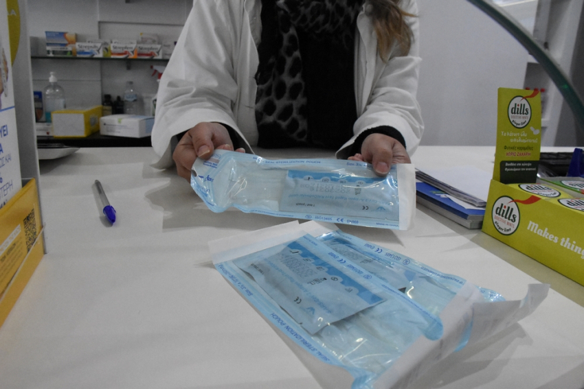 «Φρένο» από ΕΟΦ για self test στα σούπερ μάρκετ