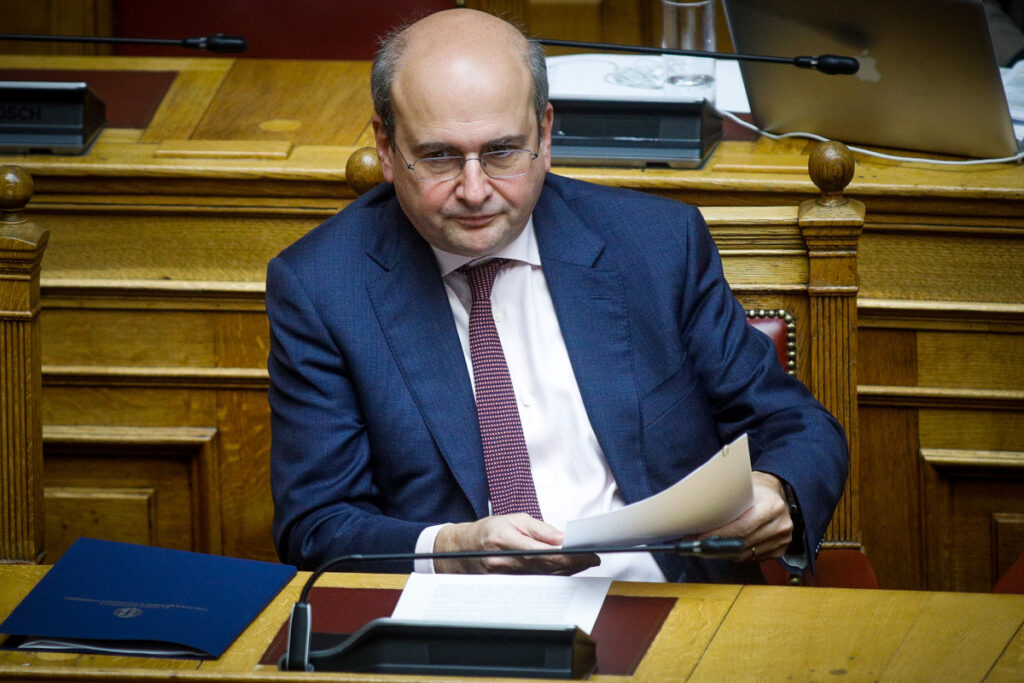 Μήνυση κατά του Κωστή Χατζηδάκη από τους δικηγόρους της Αθήνας
