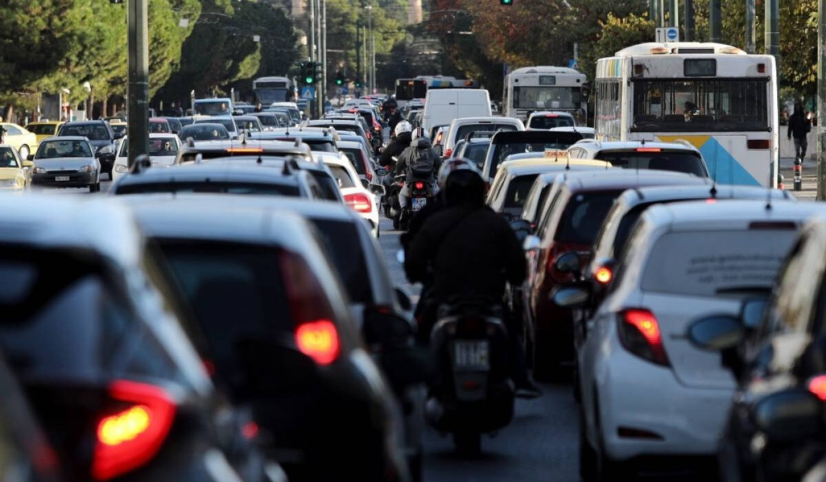 Τέλη κυκλοφορίας 2023: Πότε «σφυρίζει» τέλος στην παράταση