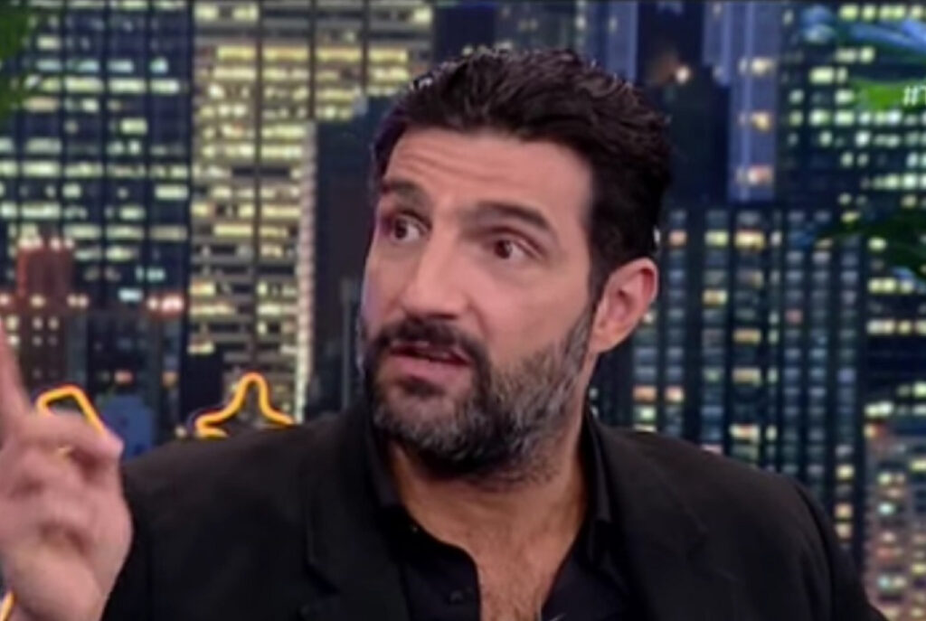 Νίκος Κουρής: «Ήταν η πρώτη φορά που κατέβηκε ένα έργο μου»