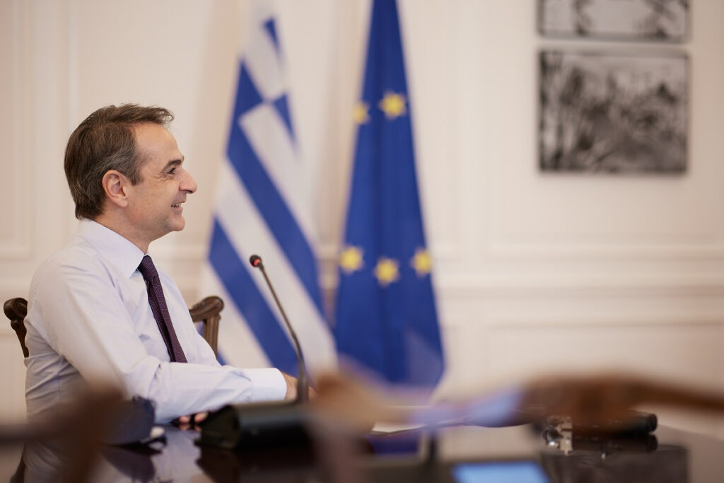 ΕΝΦΙΑ: Το παρασκήνιο πίσω από τη νέα μείωση και οι επόμενες εξαγγελίες