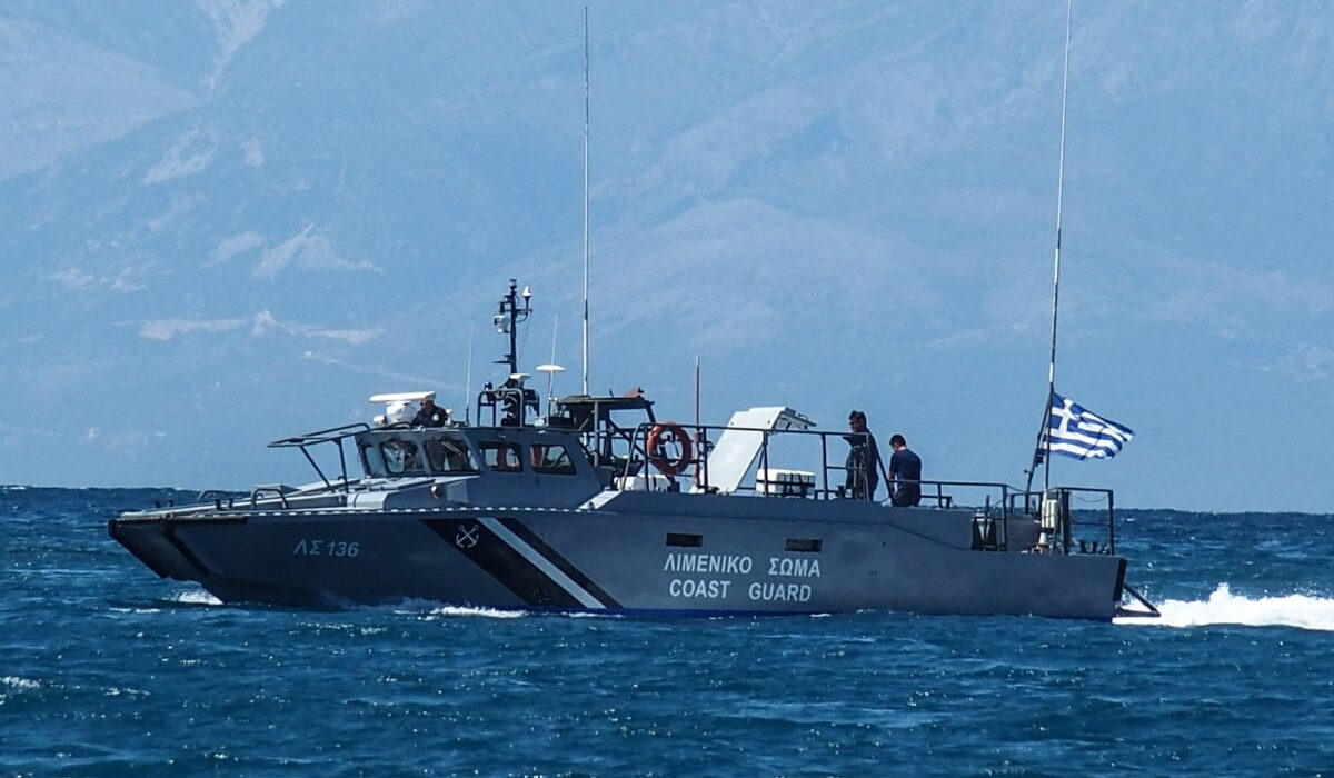 Μεγάλη επιχείρηση διάσωσης μεταναστών στην Πύλο