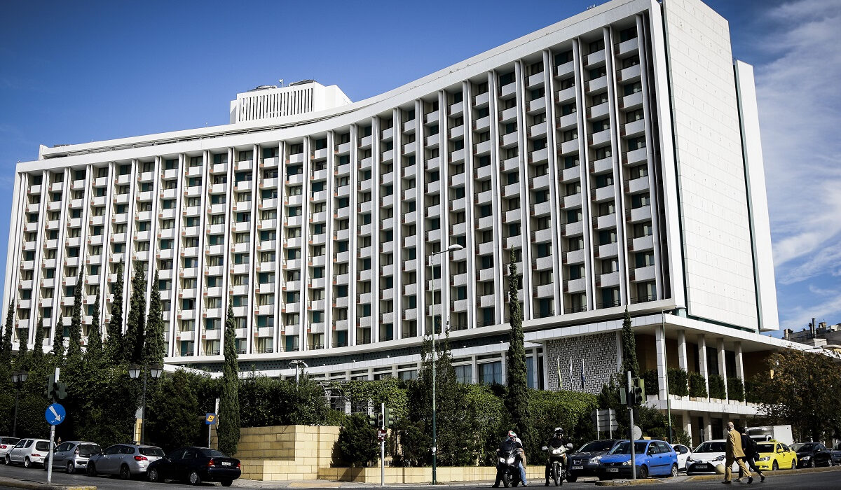 Τίτλοι τέλους για το Hilton: Κλείνει για δύο χρόνια, εθελουσία για τους εργαζόμενους