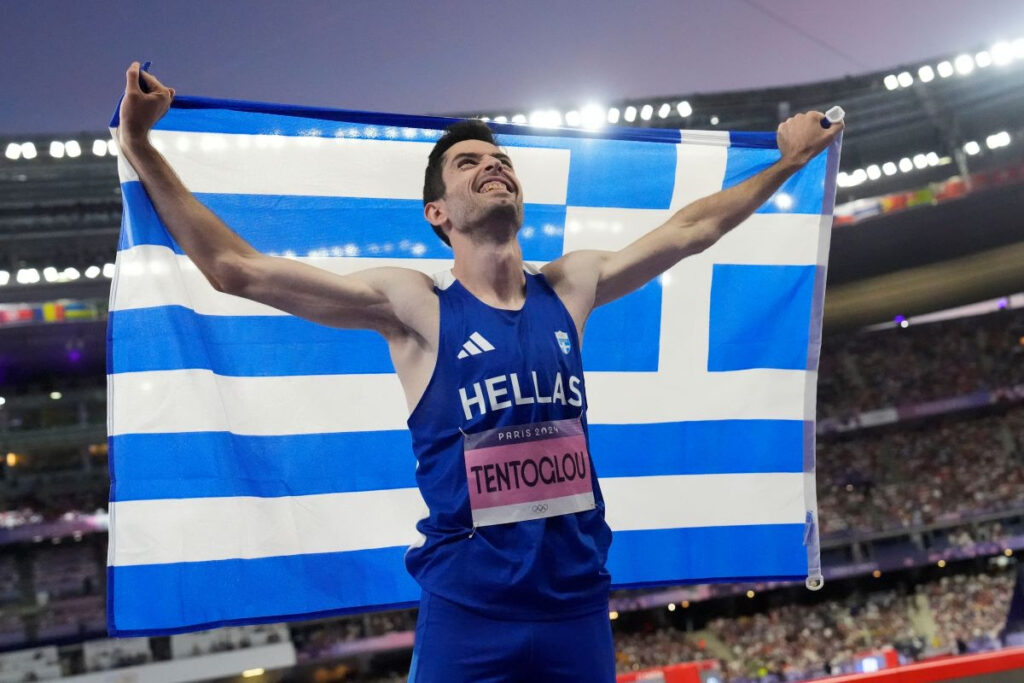 Μίλτος Τεντόγλου, το φαινόμενο: Χρυσά μετάλλια στον στίβο και τη ζωή – Βίντεο με τα μεγάλα του άλματα