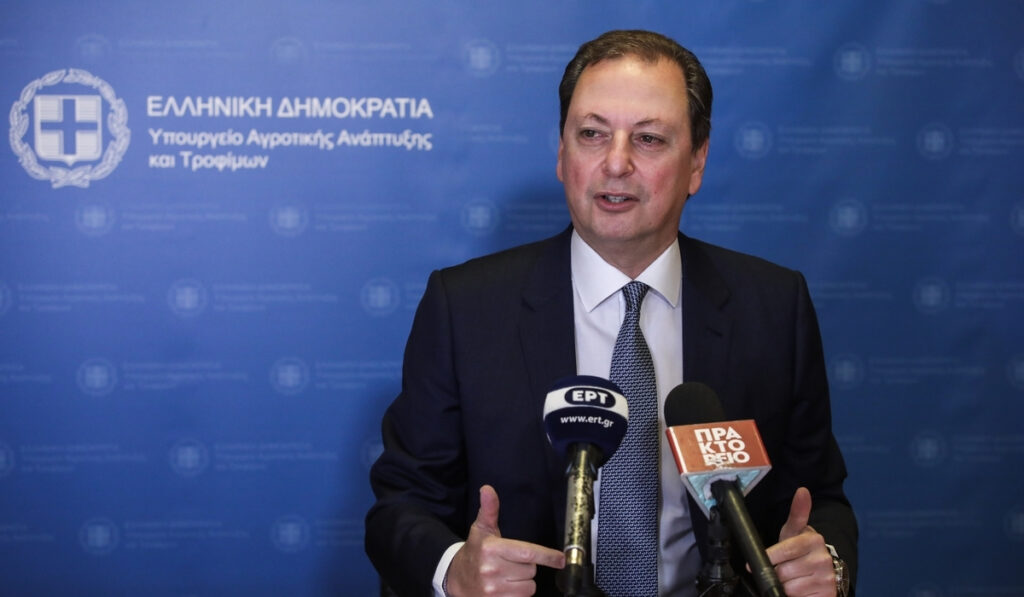 Ξαφνική αποπομπή του Σπήλιου Λιβανού από την κυβέρνηση – Το επίμαχο βίντεο