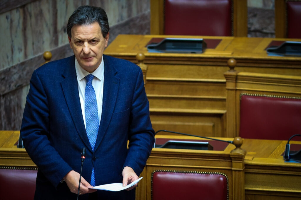 Σκυλακάκης για τιμολόγια ρεύματος: Οι τιμές στο ρεύμα πέφτουν – Τι είπε για το «πράσινο» τιμολόγιο