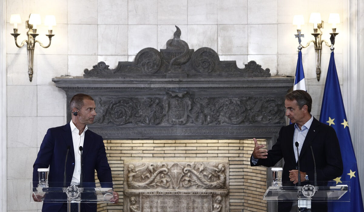 Μητσοτάκης: Θα κλείσουν οι λέσχες των οργανωμένων οπαδών – Ένας σύνδεσμος σε κάθε ομάδα