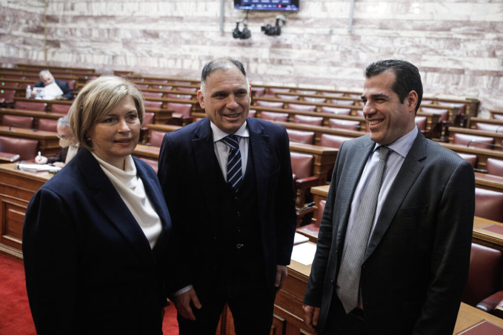 Επιτροπή Κοινωνικών Υποθέσεων με αναφορές στα Τέμπη και το clawback των κλινικοεργαστηριακών γιατρών