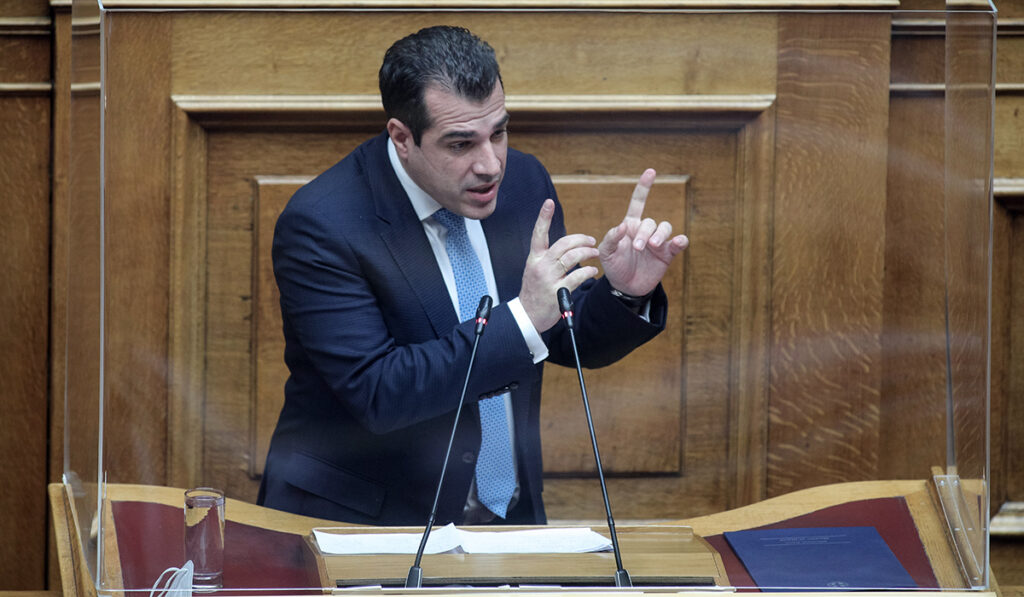 Τελεσίγραφο Πλεύρη: Εκτός ΕΣΥ οι ανεμβολίαστοι υγειονομικοί μετά τις 31 Μαρτίου