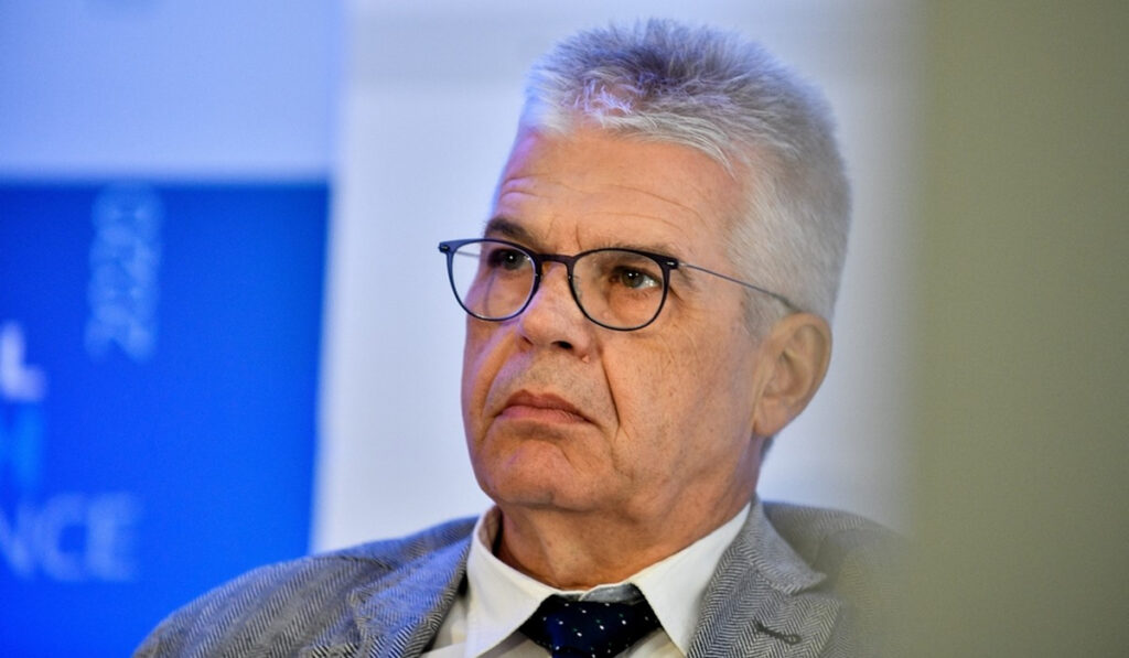 Γώγος: Η μετάλλαξη Δέλτα θα φτάσει στο 90% – Ο κορονοϊός είναι η νόσος των νέων