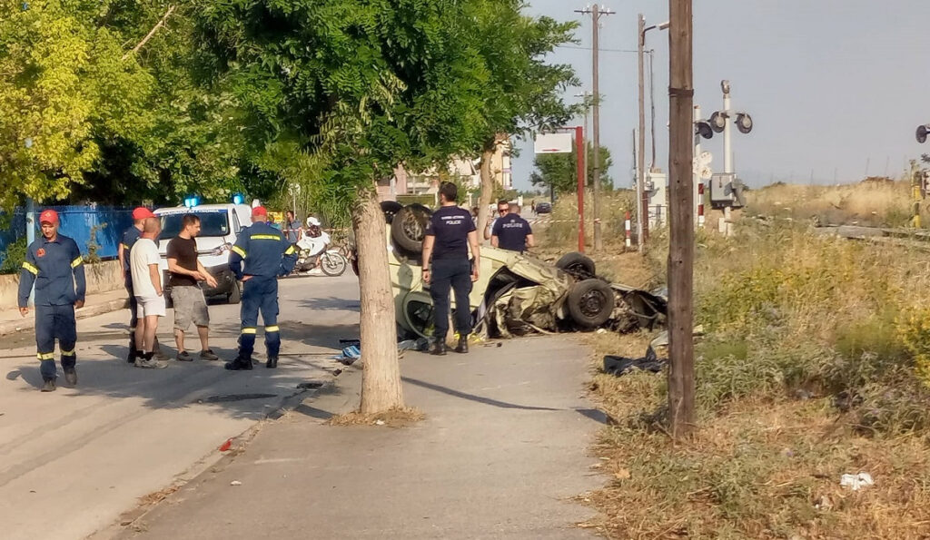 Λάρισα: Τρομακτική σύγκρουση τρένου με αυτοκίνητο – Νεκρός o 34χρονος οδηγός του οχήματος