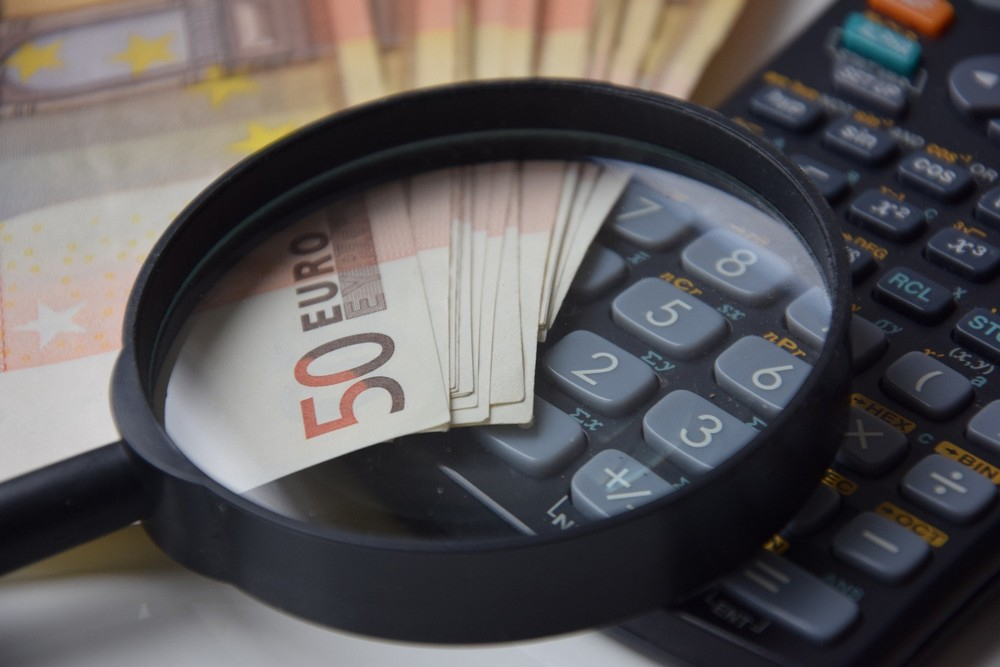 Έρχεται μείωση προκαταβολής φόρου – Πότε θα ανακοινωθεί το μέγεθος της