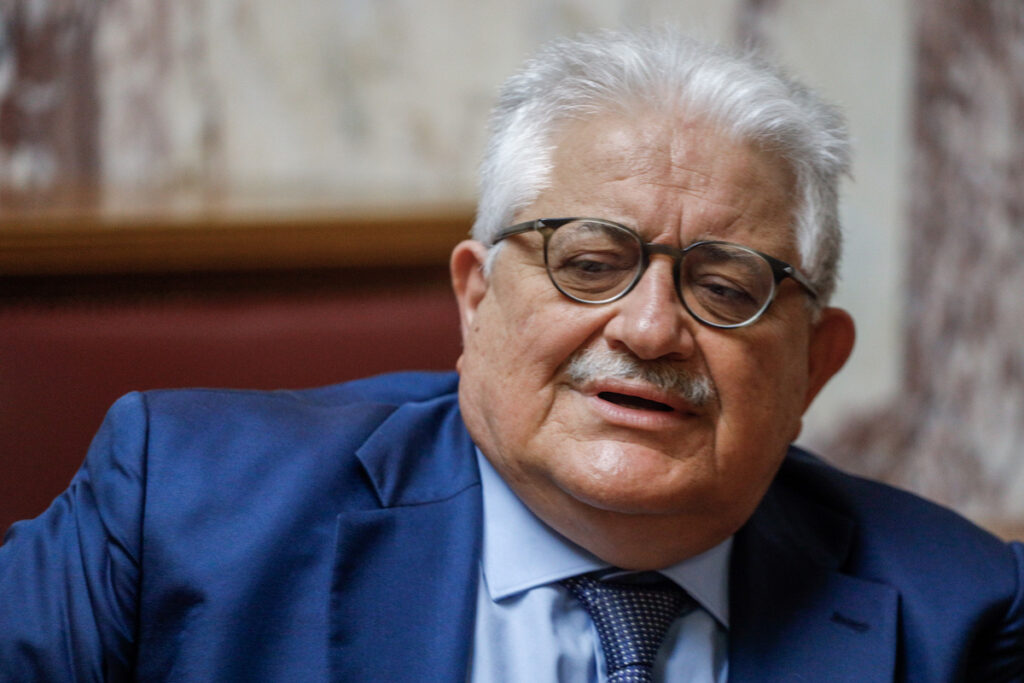 Γι’ αυτό έφυγε πραγματικά ο Κώστας Τζαβάρας από την Επιτροπή Θεσμών