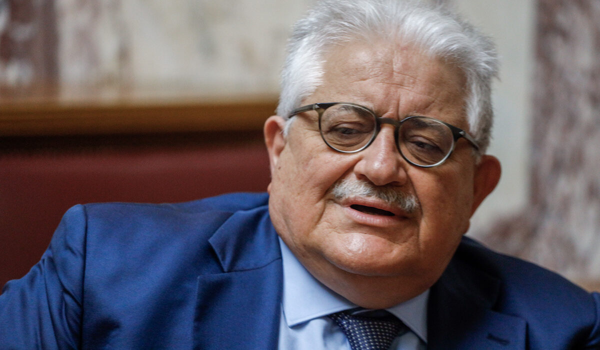 Γι’ αυτό έφυγε πραγματικά ο Κώστας Τζαβάρας από την Επιτροπή Θεσμών