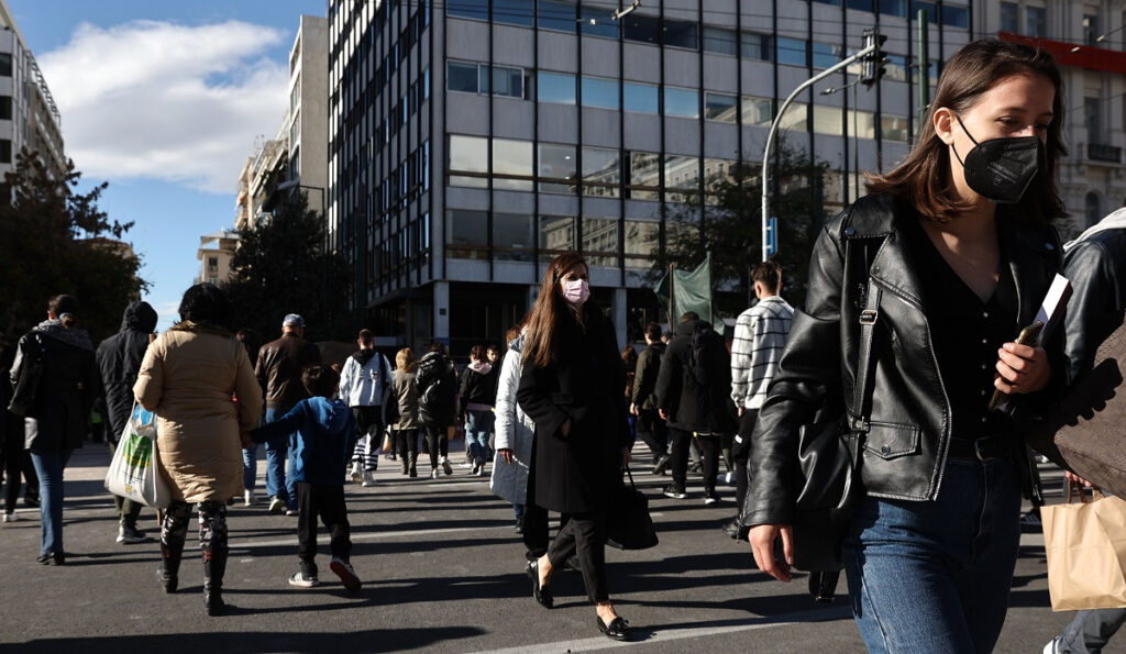 Μετάλλαξη Ομικρον: «Ο κορονοϊός ήρθε για να μείνει»