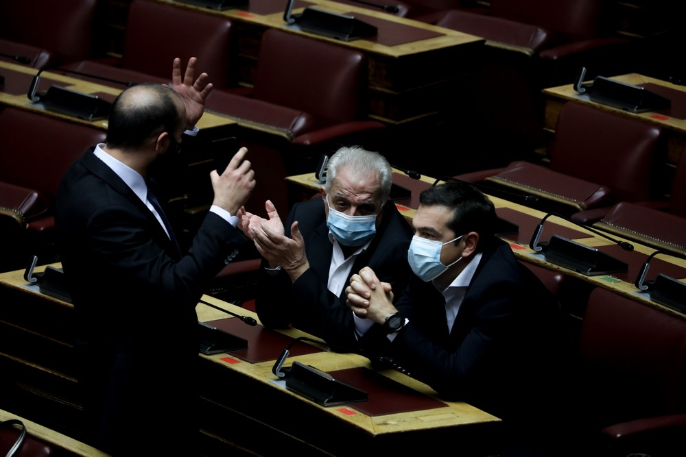 Προβληματισμός Τσίπρα για το «φιάσκο» με το click away – Οι προτάσεις και οι σκέψεις για «διαγραφή χρέους»
