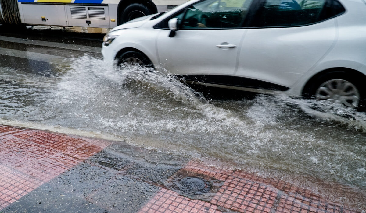 Κακοκαιρία: Πού θα «χτυπήσει» τις επόμενες ώρες – Έρχονται ισχυρές βροχές και καταιγίδες