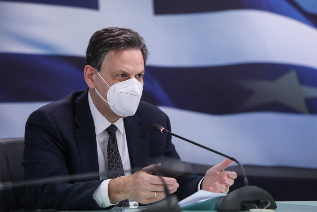 Στον «πάγο» βάζει ο Σκυλακάκης το έκτακτο επίδομα για το Πάσχα