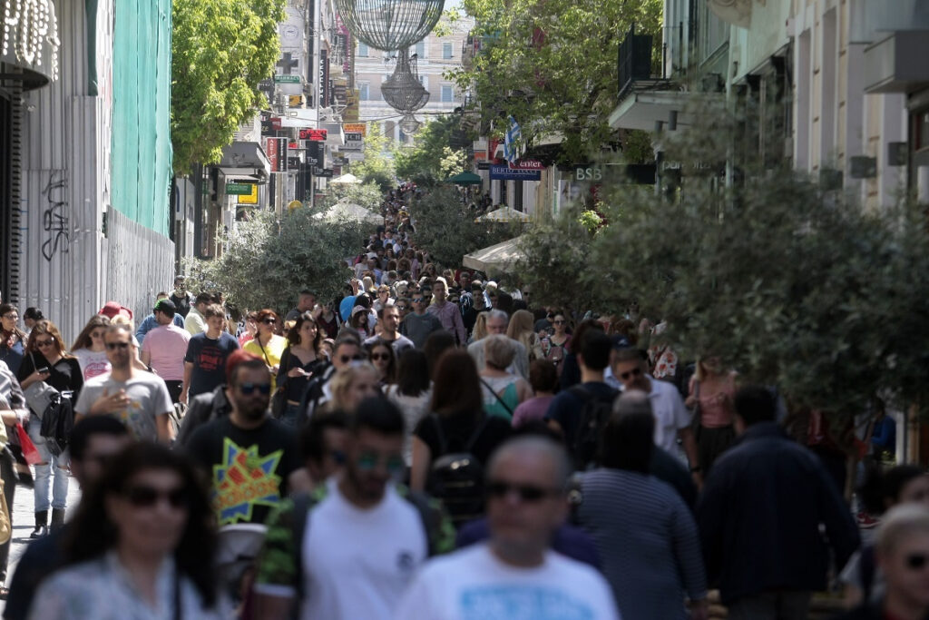 Πότε ανοίγουν μετά την Πρωτοχρονιά καταστήματα και σούπερ μάρκετ