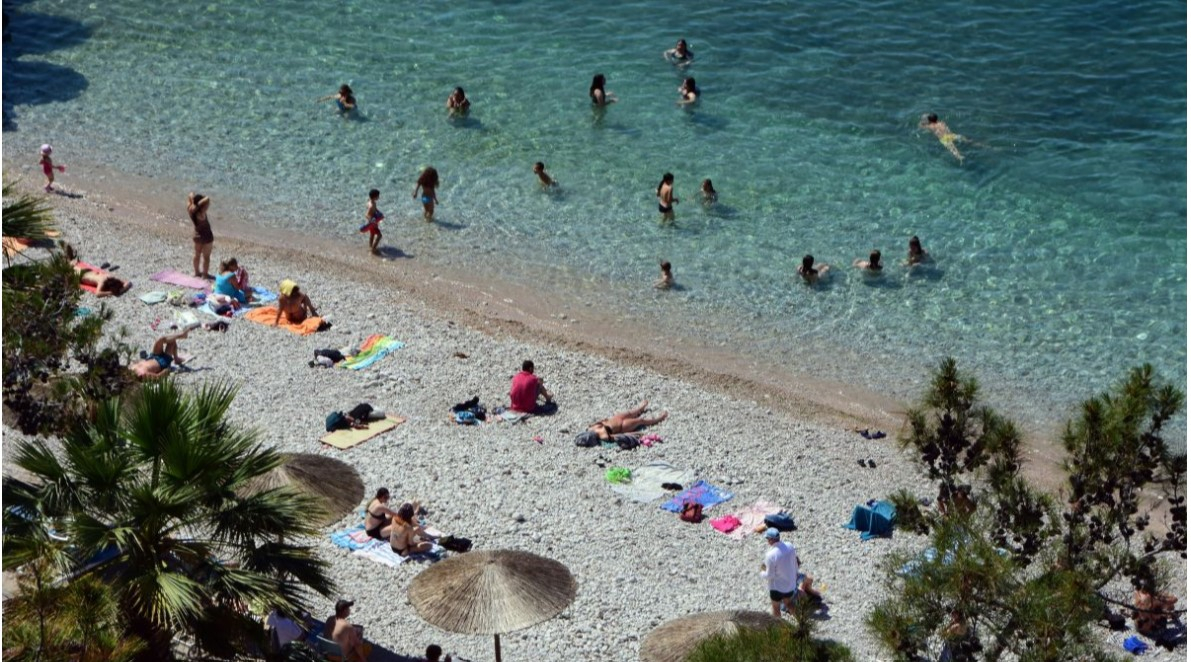 Επικίνδυνος καύσωνας 10 ημερών με 40αρια διαρκείας – Τι λένε οι μετεωρολόγοι (Χάρτες-Βίντεο)