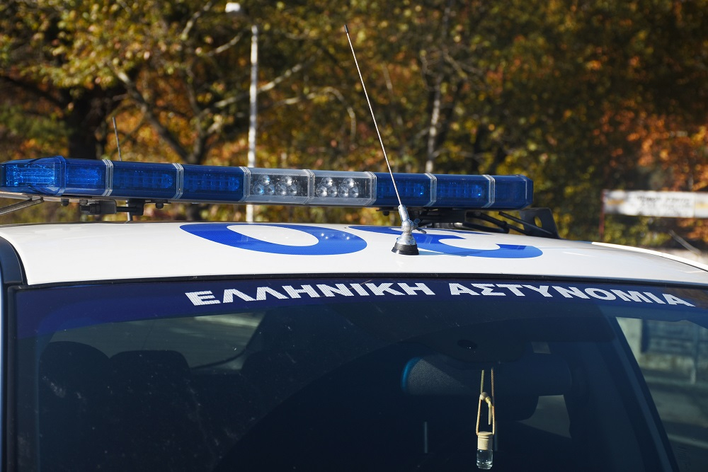 Πυροβολισμοί στην Αγία Βαρβάρα – Άνδρας ταμπουρώθηκε σε σπίτι